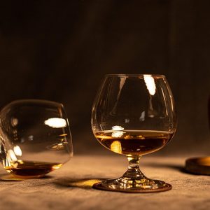 GLASSIQUE CADEAU Große 620 ml Brandy, Cognac und Armagnac Gläser | 2er Set | Kristall Spülmaschinenfest Cognacschwenker mit Kurzem Stiel | Cognacgläser Geschenkset 16