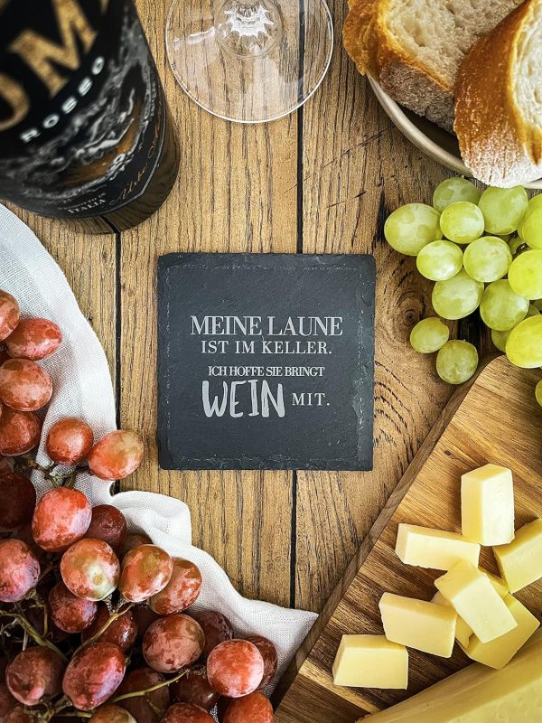 Schiefer Untersetzer Set (4 STK.) mit Weinsprüchen - Weinuntersetzer aus Schiefer für Weinfans | Wein Geschenk | Geschenkidee Weinliebhaber Wein Zubehör (Deutsche Sprüche) 2