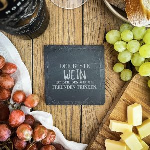 Schiefer Untersetzer Set (4 STK.) mit Weinsprüchen - Weinuntersetzer aus Schiefer für Weinfans | Wein Geschenk | Geschenkidee Weinliebhaber Wein Zubehör (Deutsche Sprüche) 12