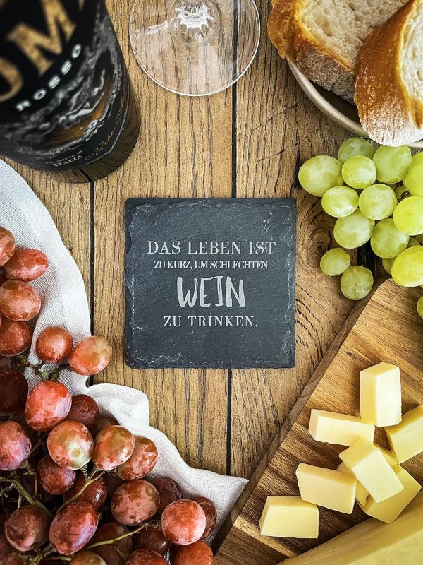 Schiefer Untersetzer Set (4 STK.) mit Weinsprüchen - Weinuntersetzer aus Schiefer für Weinfans | Wein Geschenk | Geschenkidee Weinliebhaber Wein Zubehör (Deutsche Sprüche) 5