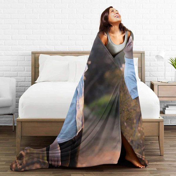 LOUJIN Decke Jaeden Schauspieler Martell superweiches Flanell-Fleece, leichte Überwurfdecke, Klimaanlagendecke, Couch, Sofa, Schlafzimmer, für Kinder und Erwachsene, 150 cm x 125 cm 4