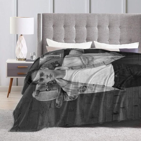 LOUJIN Decke Jaeden Schauspieler Martell superweiches Flanell-Fleece, leichte Überwurfdecke, Klimaanlagendecke, Couch, Sofa, Schlafzimmer, für Kinder und Erwachsene, 150 cm x 125 cm 3