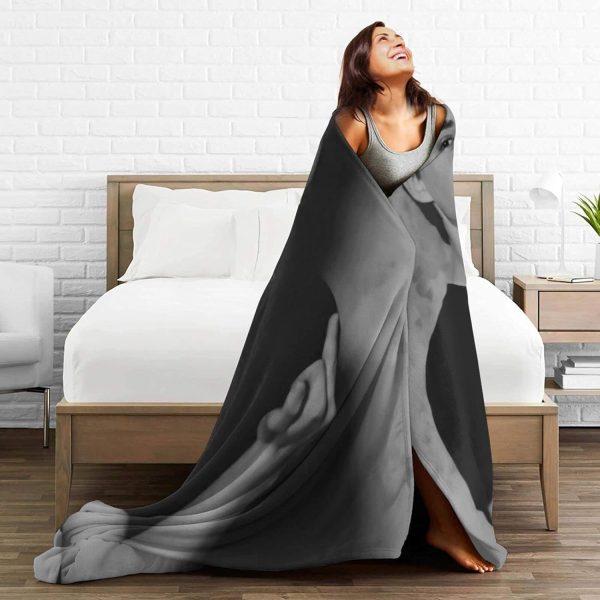 LOUJIN Decke Jaeden Schauspieler Martell superweiches Flanell-Fleece, leichte Überwurfdecke, Klimaanlagendecke, Couch, Sofa, Schlafzimmer, für Kinder und Erwachsene, 150 cm x 125 cm 4