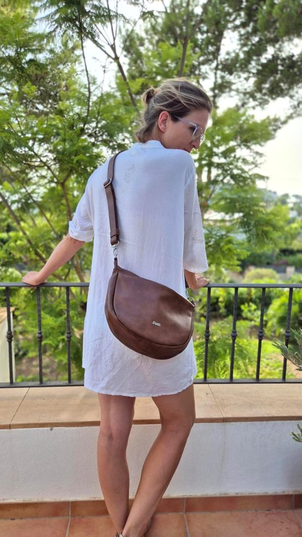 Zwei Damen Handtasche Mademoiselle.M M70 Moon-Bag 4 Liter Trend-Tasche in Halbmond-Form vielseitig als Bauchtasche Crossbody-Bag Abendtasche Umhängetasche zu tragen 6